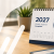 Calendários 2027 Personalizados: Por Que Setembro é a Hora Certa para sua Empresa Fazer o Pedido