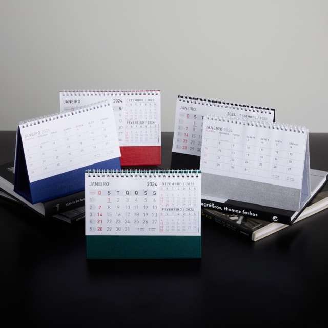 Calendário de Mesa 2027 Personalizado 14950G