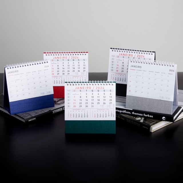 Calendário de Mesa 2027 Personalizado 14950P