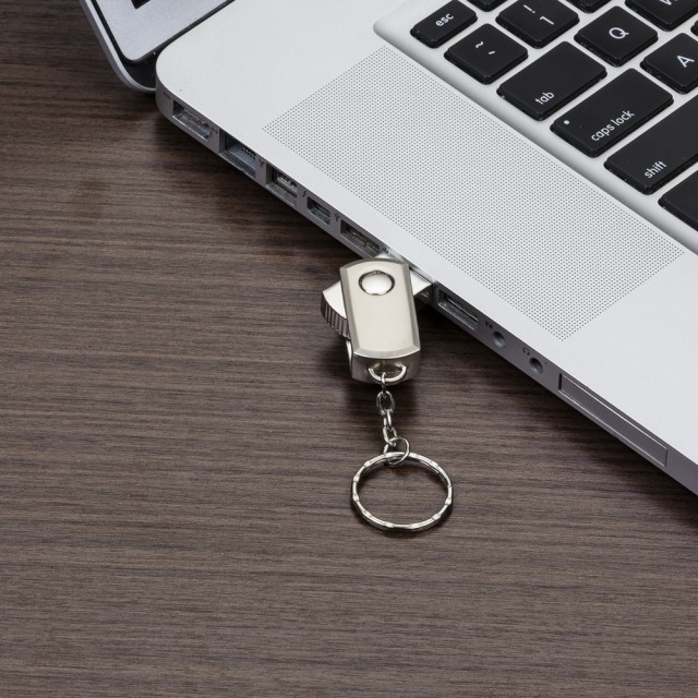 Mini Pen Drive Giratório Personalizado 029